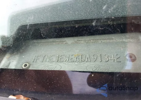 2010 Ford E-150 Commercial/Recreational z USA, uszkodzony, nr VIN 1FTNE1EW2ADA91342